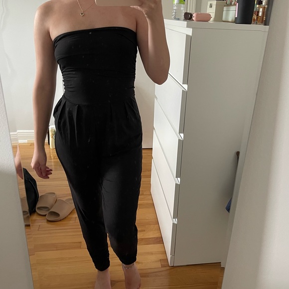 Black jumpsuit from urban planet - Picture 1 of 3